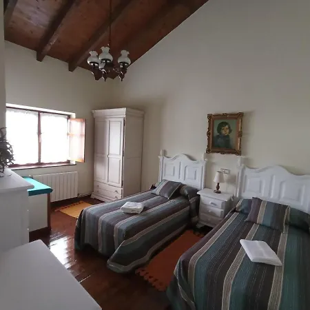 Casa Sordo Nyaraló Posada De Llanes